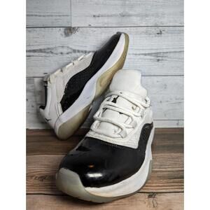 Kids Size 5.5Y / Womens 7 Air Jordan 11 CMFT Low Black White Sneakers DV2208-100